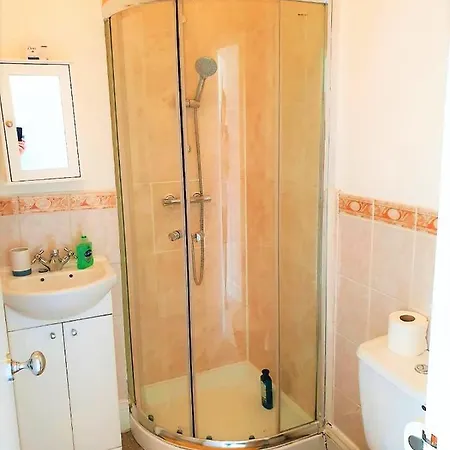 Julian Apartment Center Of Лондон Экстерьер фото